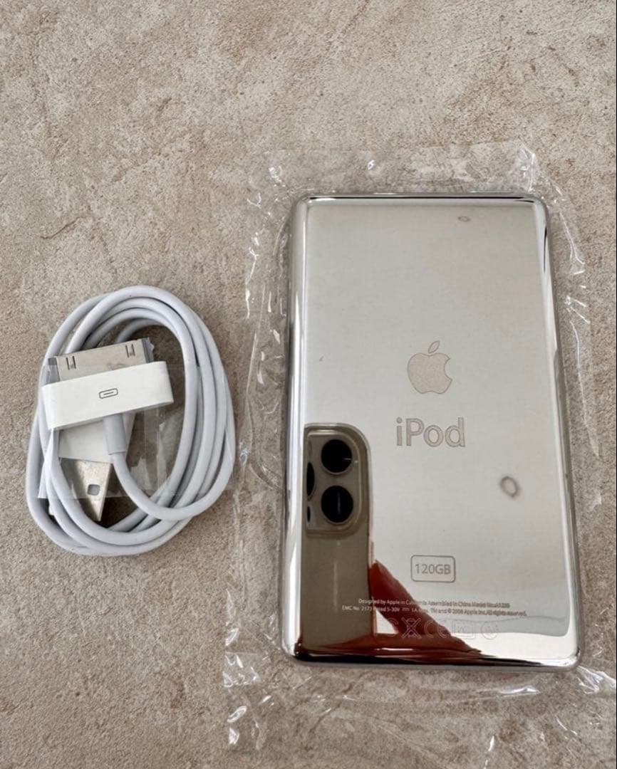 極美品 iPod classic 120GB ブラック新品電池 パネル