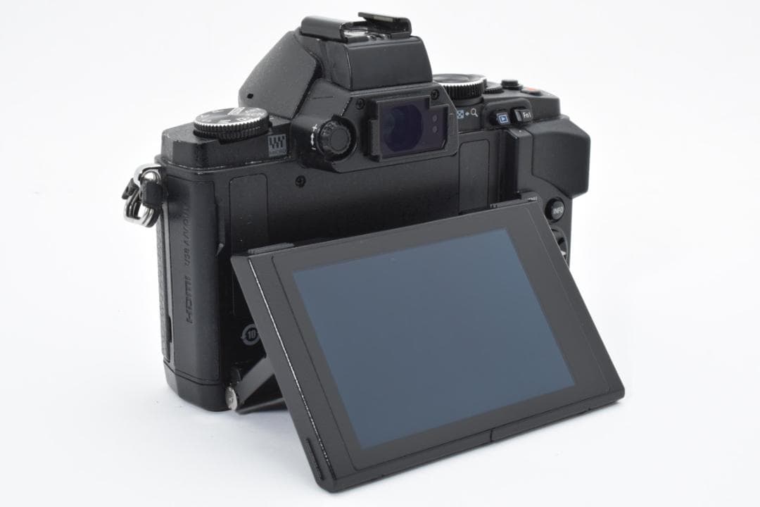 ジャンク◆OLYMPUS OM-D E-M5 バッテリー充電器フラッシュ@c45