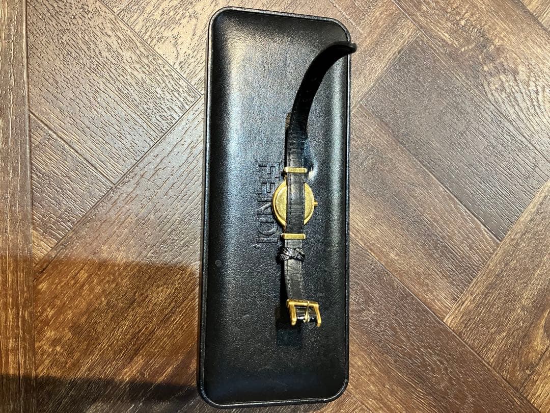 FENDI 時計 交換可能ストラップセット