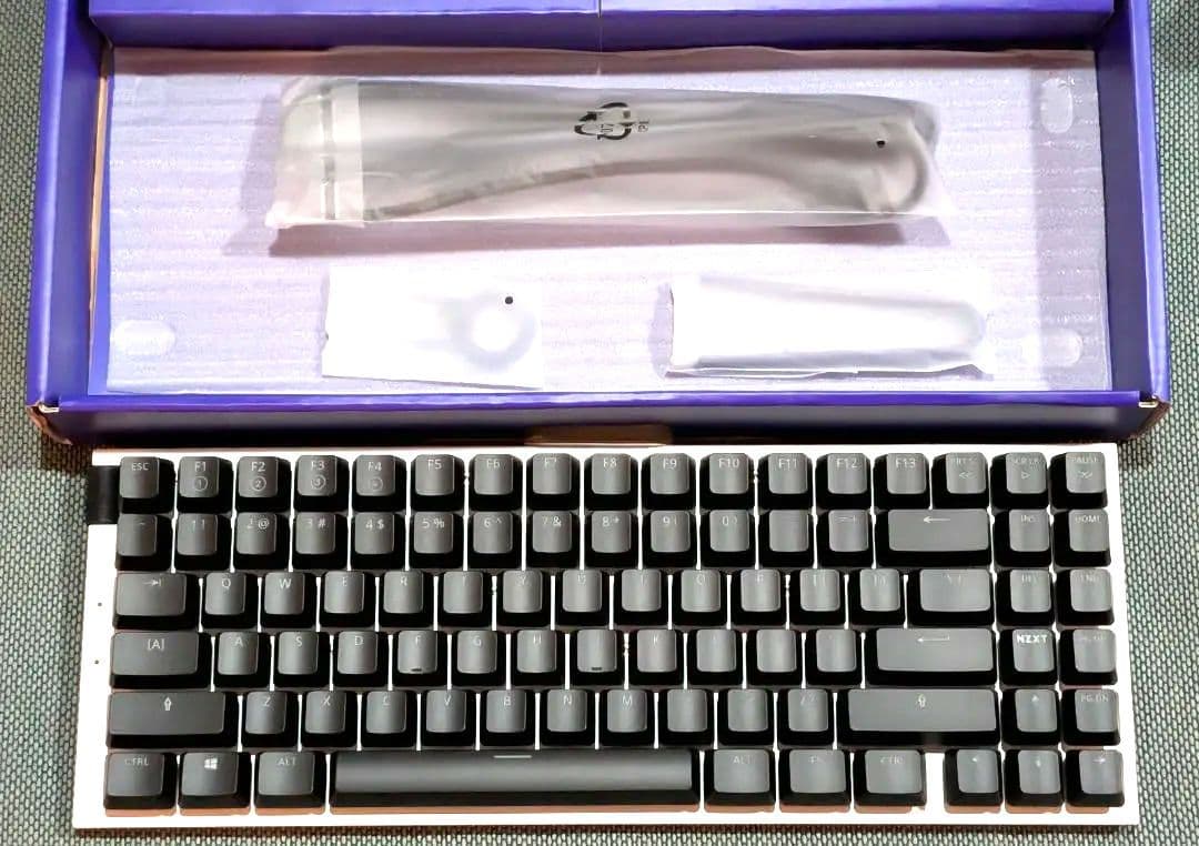 NZXT Function MiniTKL キーボード 本体