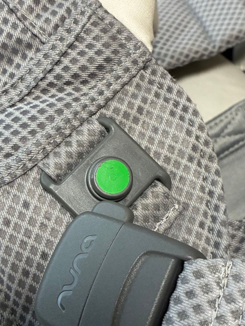 NUNA ヌナ カドルクリック 抱っこ紐 グレー