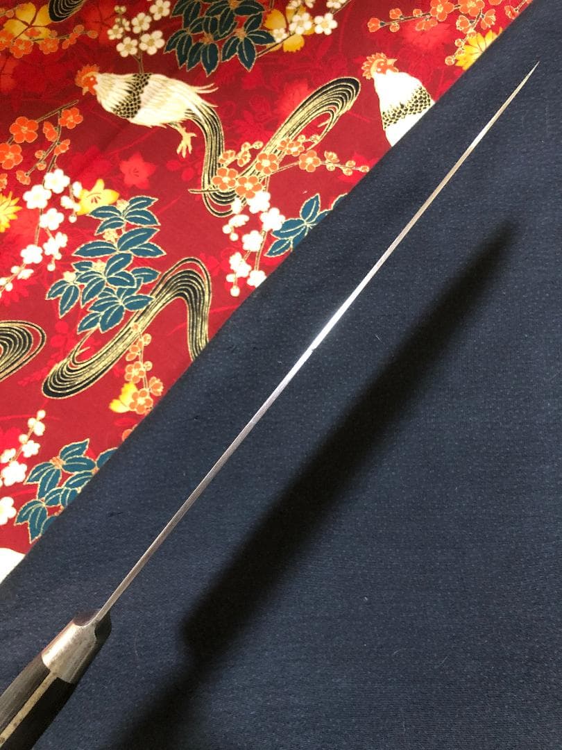 【研ぎ済み】本職用　刃渡り27ｃｍ　日本鋼・全鋼製　牛刀包丁　ナイフ　料理