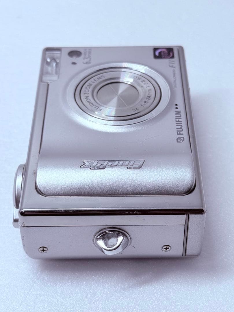Fujifilm FinePix F11 コンパクトデジタルカメラ