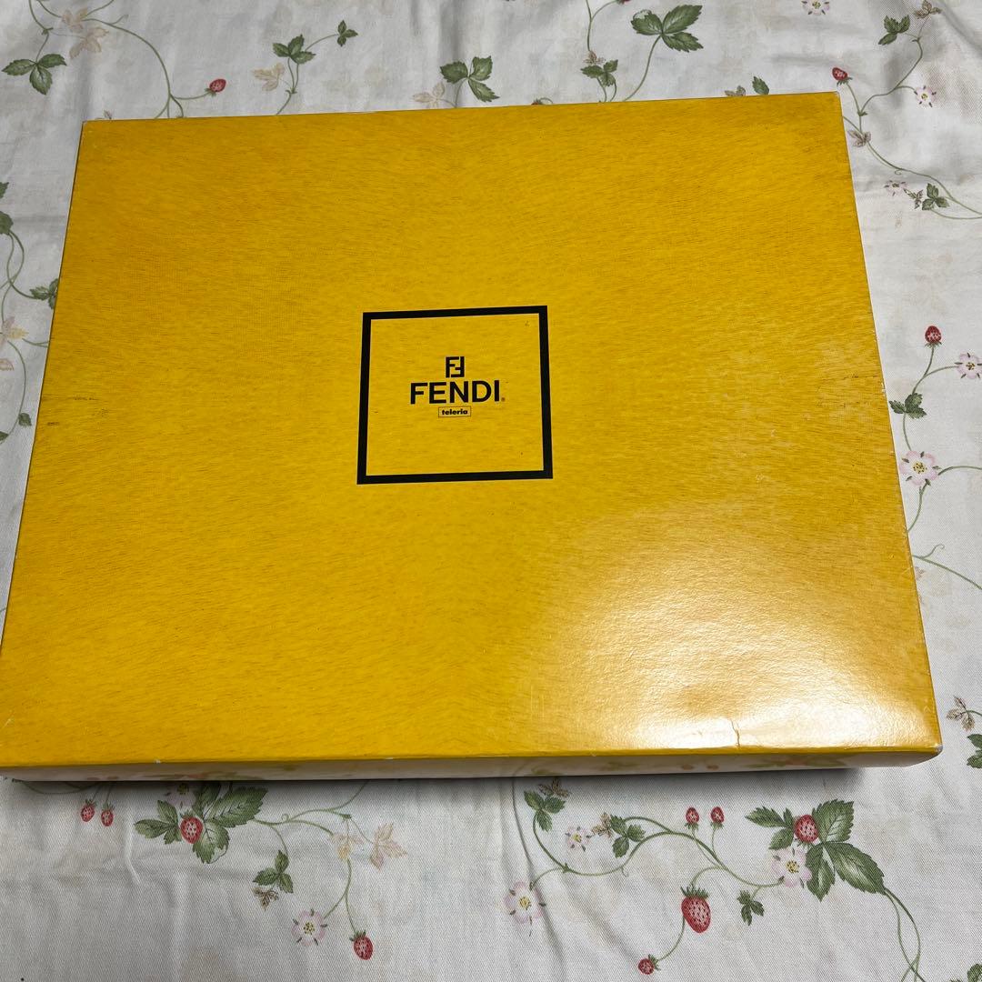 フェンディ　バスタオル2枚セット⭐️お値下げ