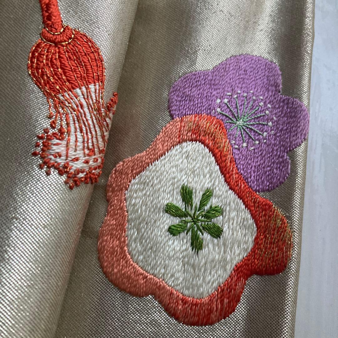 アンティーク名古屋帯　大正ロマン　上質な刺繍　と金駒刺繍　正絹　N8-25