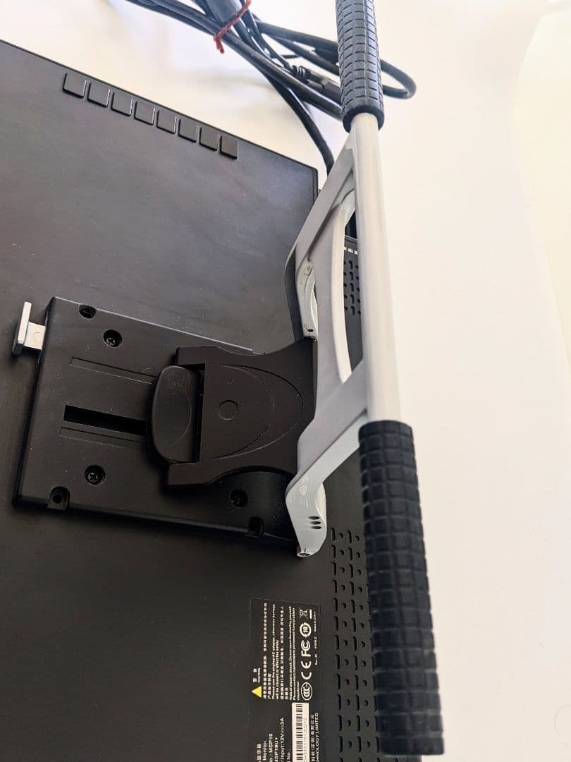 MSP19U フルHD 液タブ P2Xペン