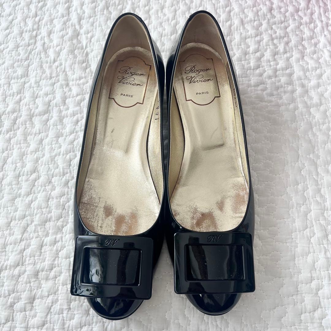 ロジェ ヴィヴィエ パテントレザー パンプス 38 ブラック バック