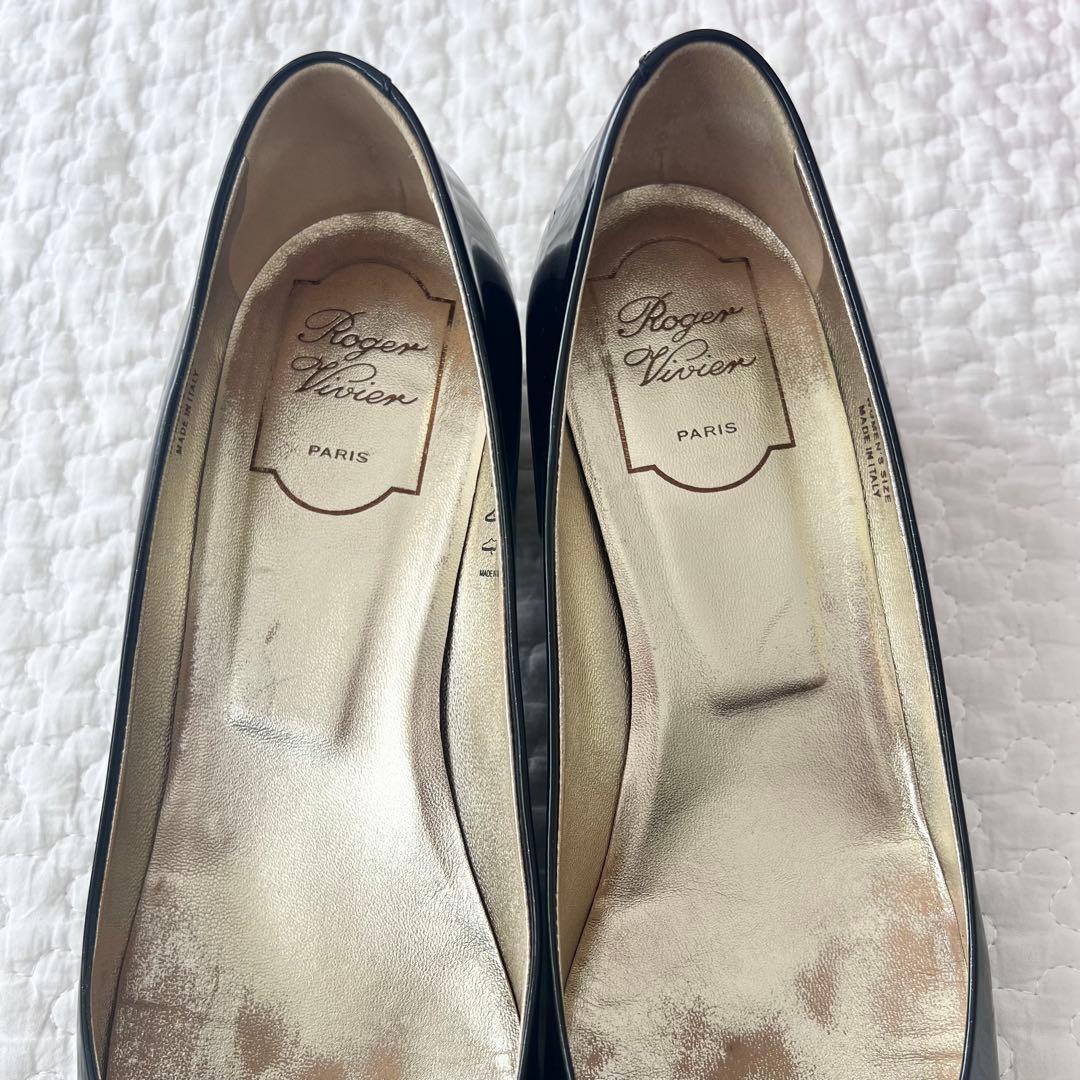 ロジェ ヴィヴィエ パテントレザー パンプス 38 ブラック バック