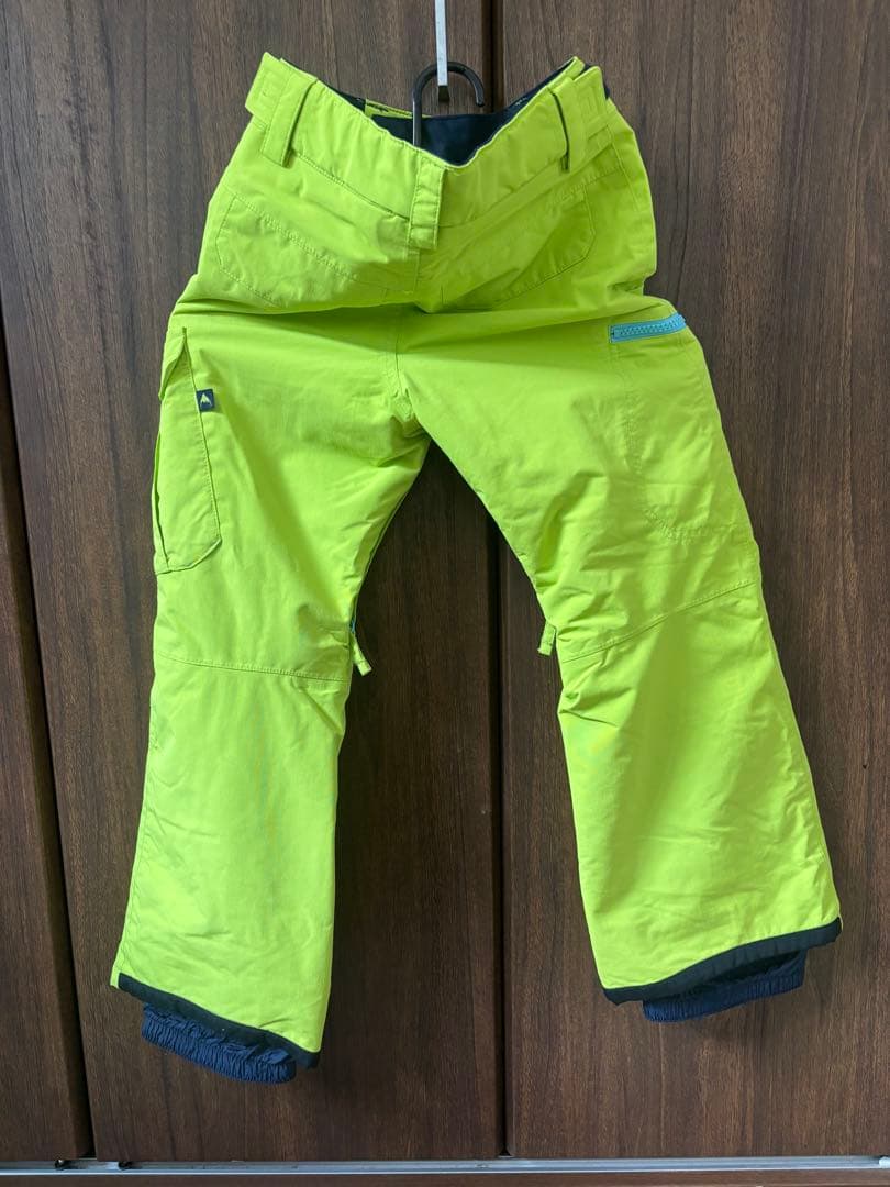 ⭐︎Ｑさん専用⭐︎BURTON 子ども用スノーボードウェア XS（110-119）