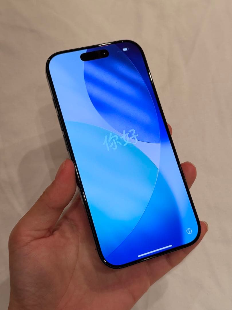 Apple iPhone 16Pro ブラックチタニウム 本体　512GB