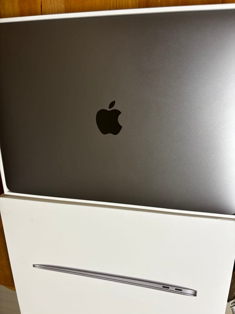 (ジャンク)M1 MacBook Air 純正充電器・箱付き