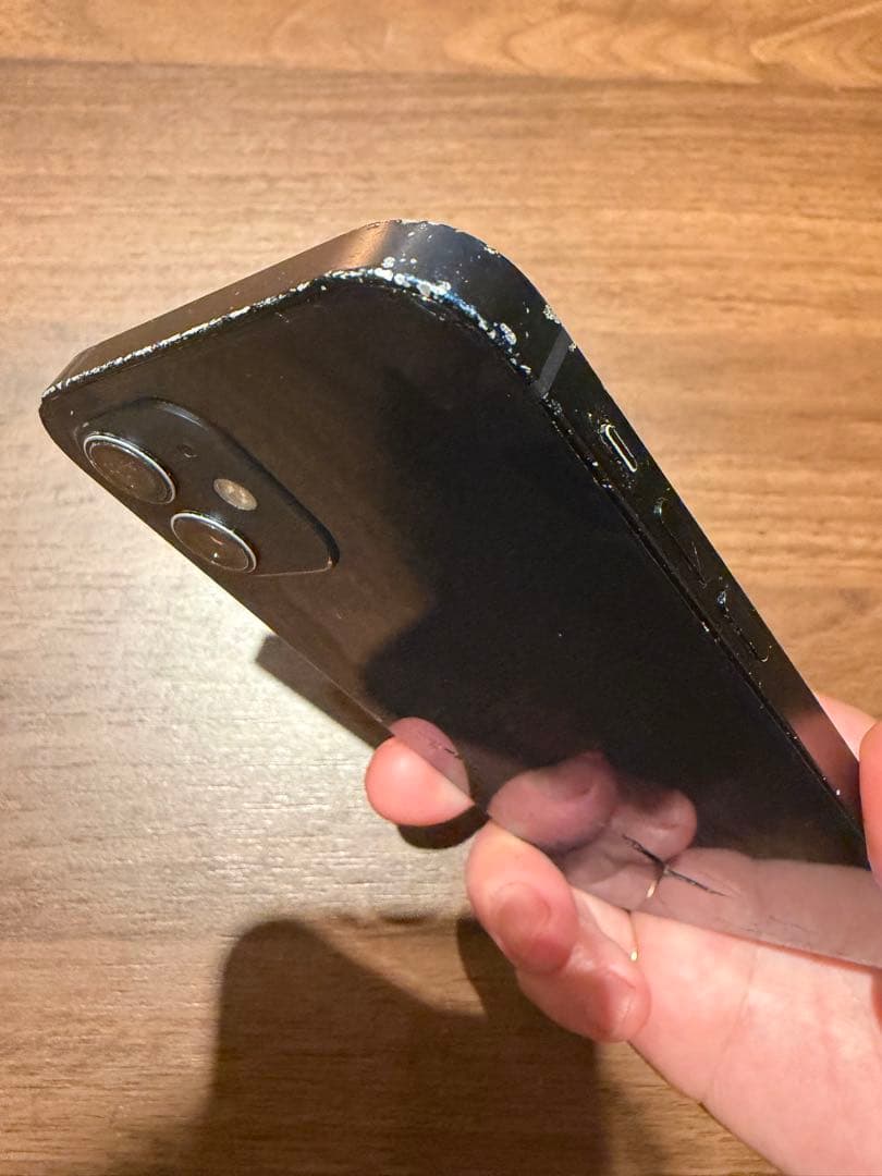 Apple iPhone 12 黒 本体 バッテリー68%