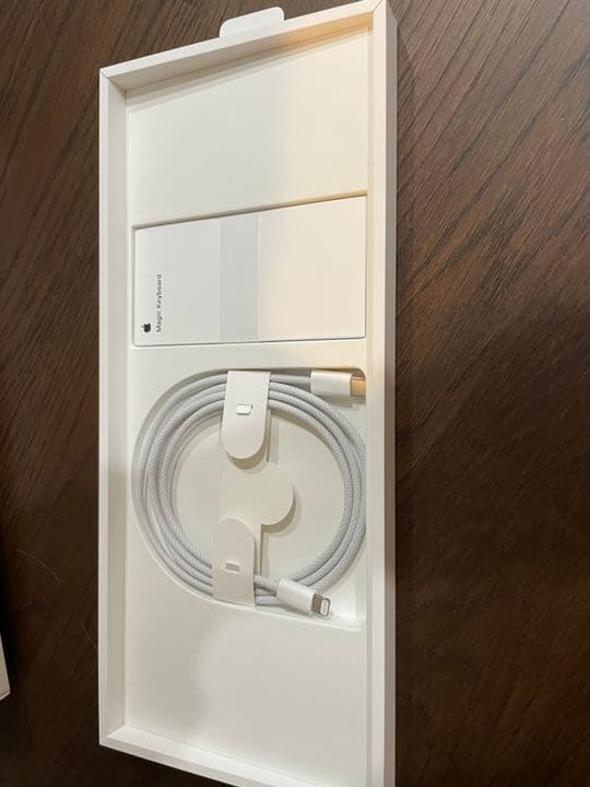 【美品】APPLE MAGIC KEYBOARD-JIS