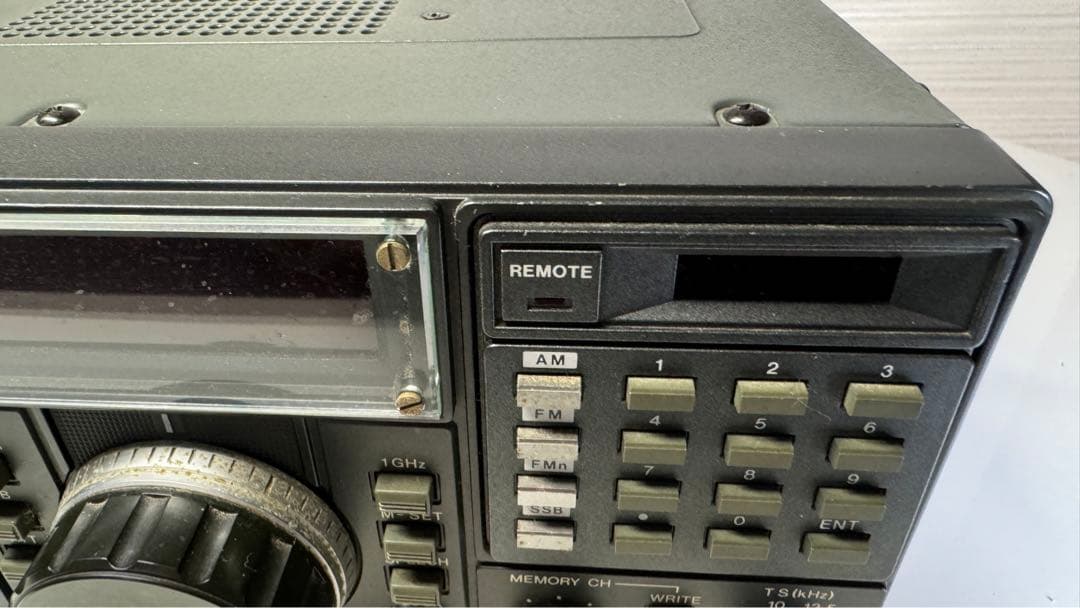 ☆アイコム　ICOM IC-R7000 広帯域受信機 ジャンク☆