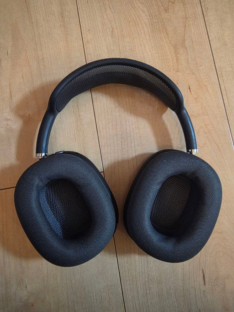 airpods max 第一世代