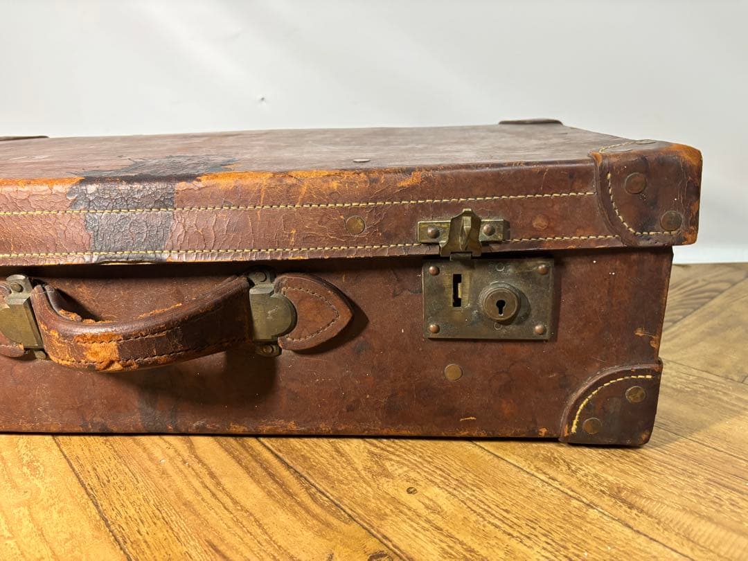 特大　レザー　本革トランクケース　トランクバッグ　ビンテージ　67cm×37cm