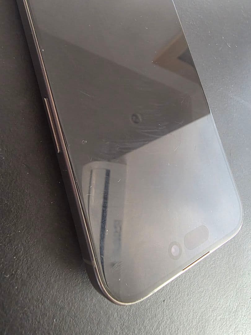 Apple iPhone 15 Pro ナチュラルチタニウム　SIMフリー