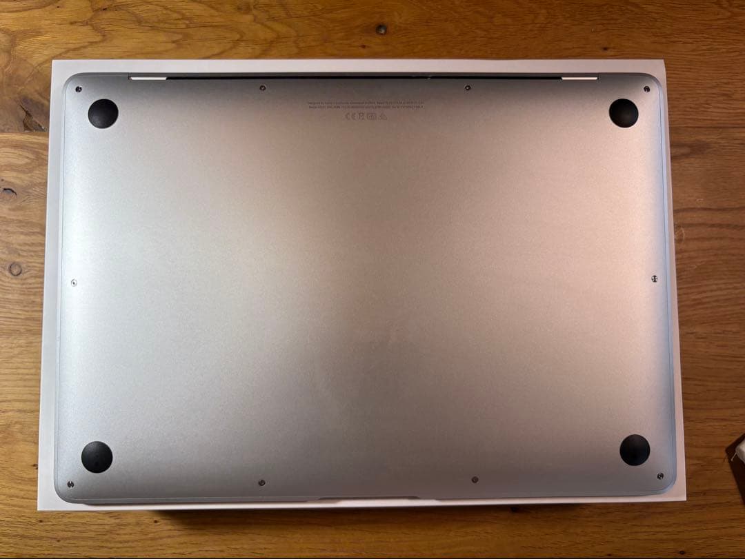 2020 M1 MacBook Air 16GB/ 512GB GPU8コア