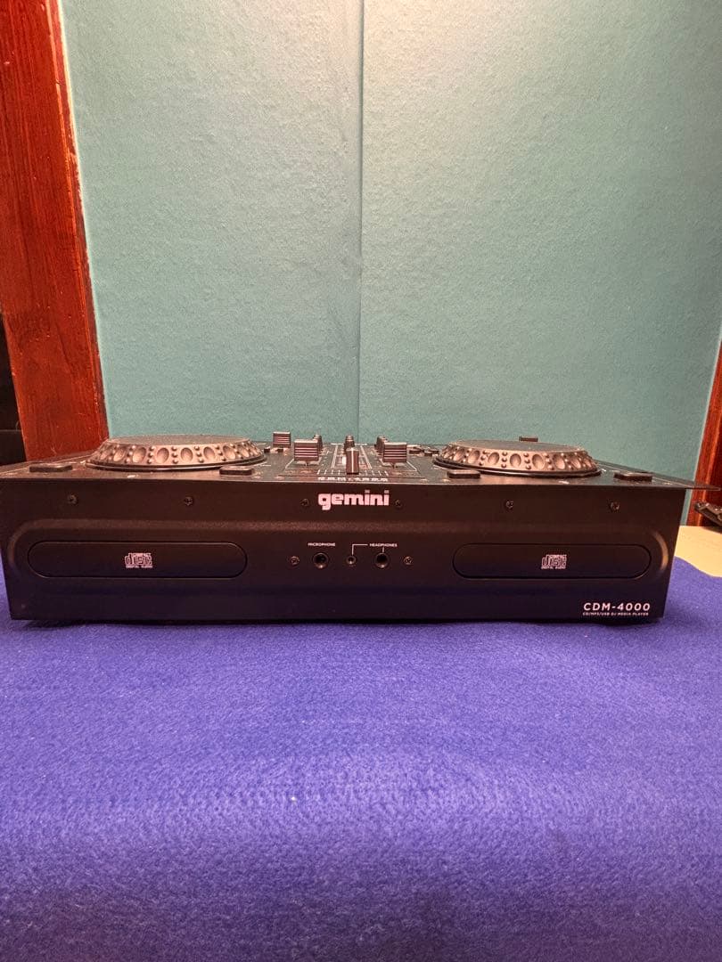 GEMINI ミキサー一体型　オールインワンDJプレーヤー/CDM-4000