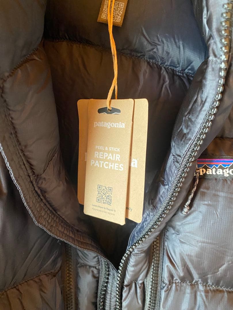 パタゴニア フィッツロイダウンフーディ L ブラック FA25 黒