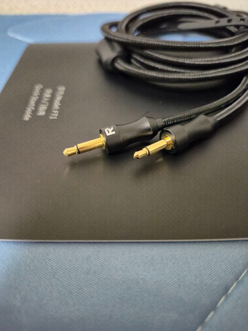 【極美品・日本国内正規輸入品】FiiO FT1 有線ヘッドホン　即購入可能！！