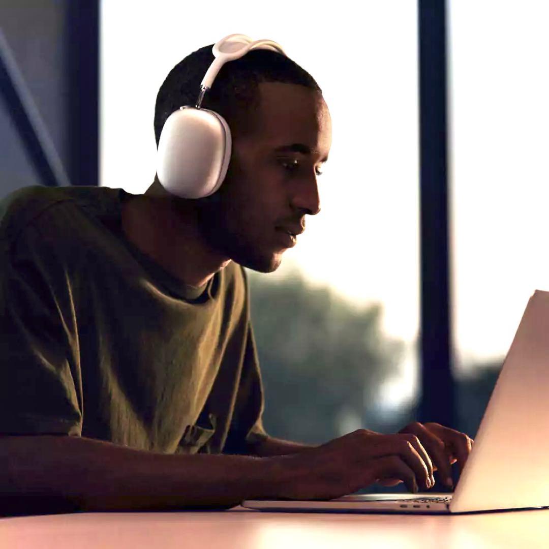 【純正】AirPods Max シルバー