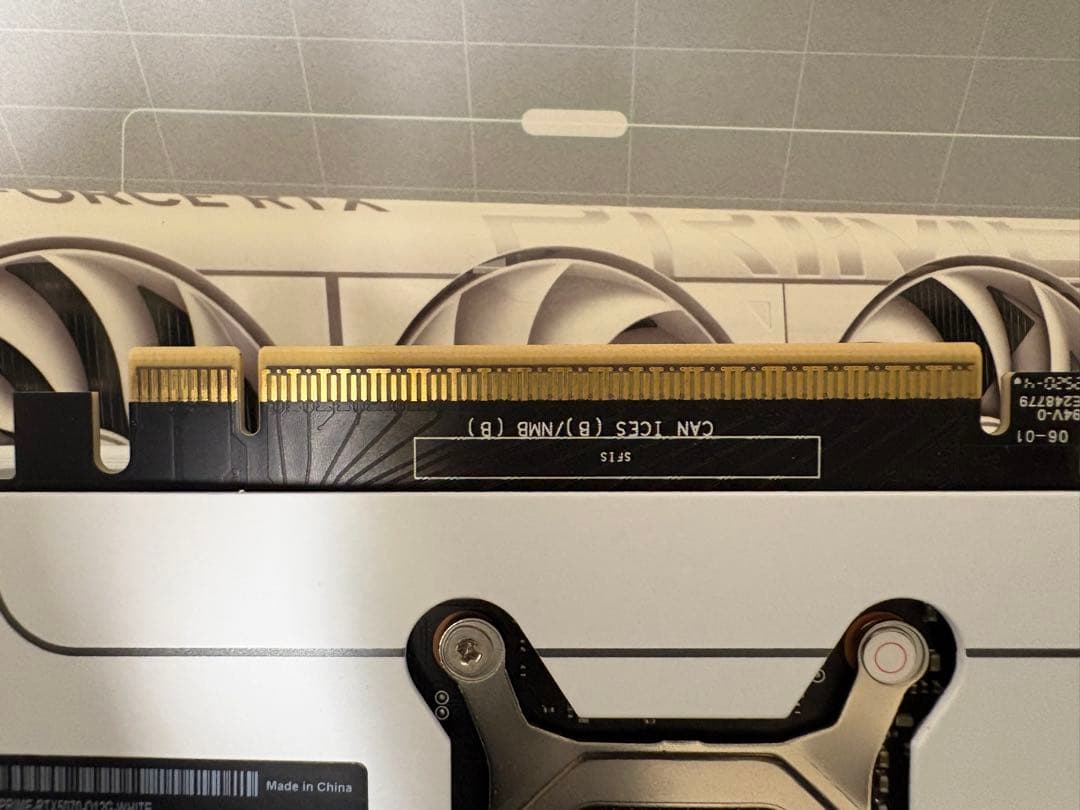 グラフィックボード・グラボ・ビデオカード ASUS GeForce RTX 5070 OC 12GB