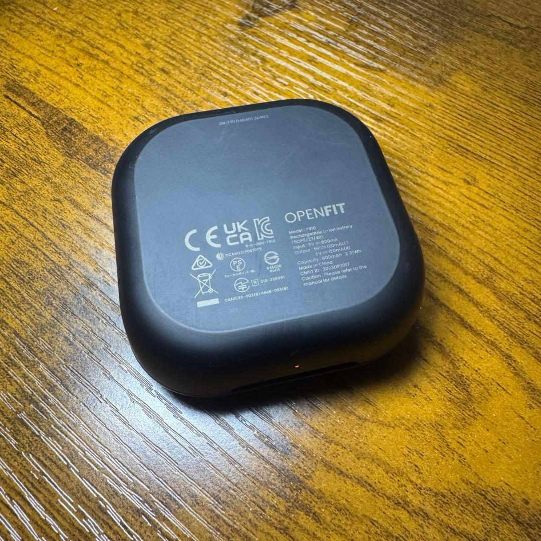 SHOKZ ワイヤレスイヤホン ブラック 充電ケース付き　OpenFit