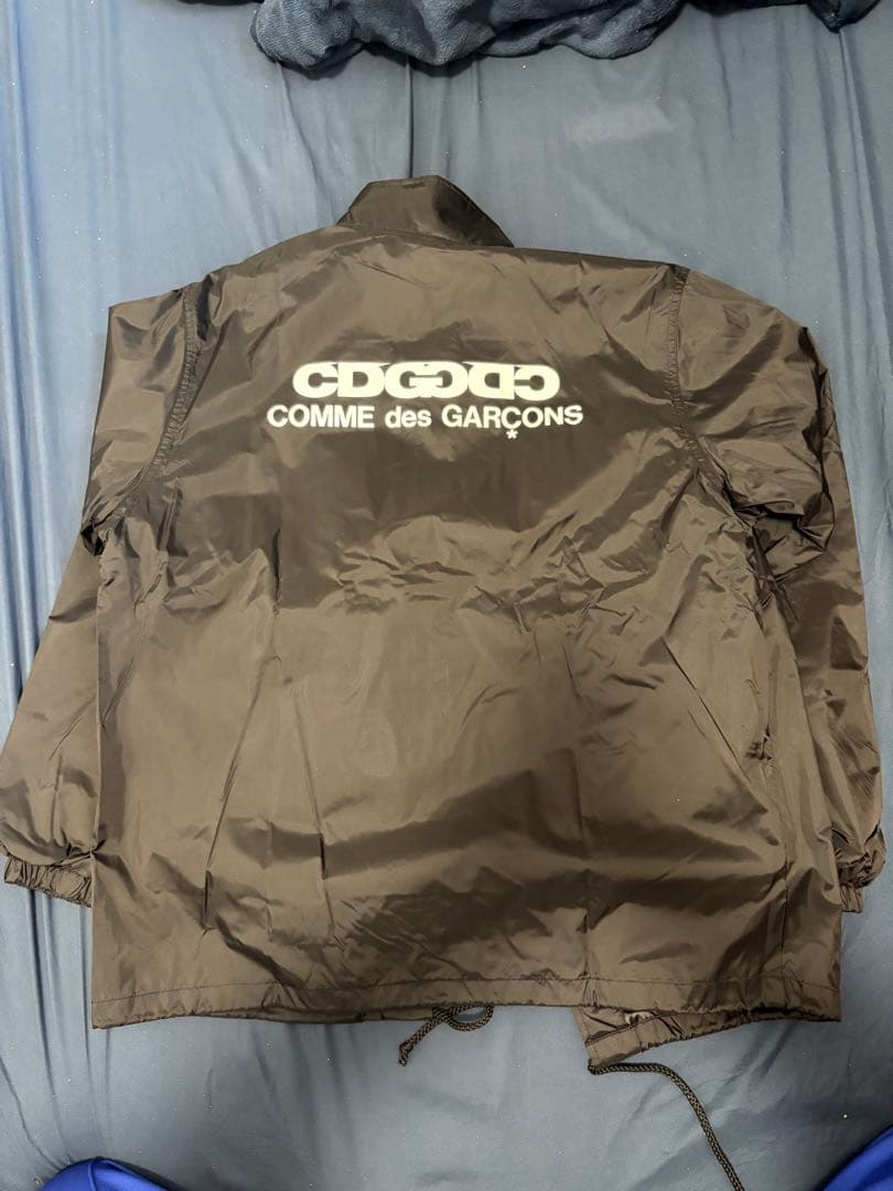 COMME des GARÇONS ブラック ナイロンジャケット