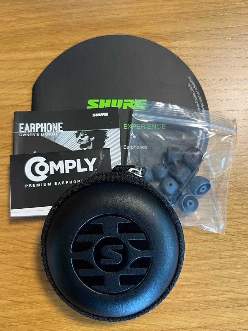 SHURE（シュア）AONIC 215