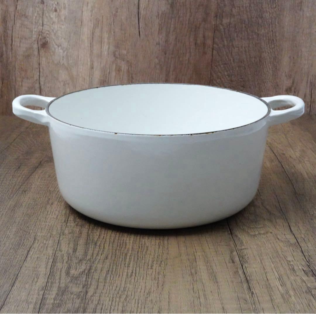 【美品】LE CREUSET　ココット ロンド ホワイト　22cm