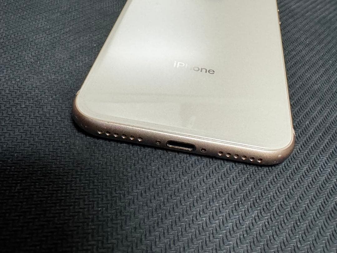 スマートフォン本体 iPhone 8 64GB