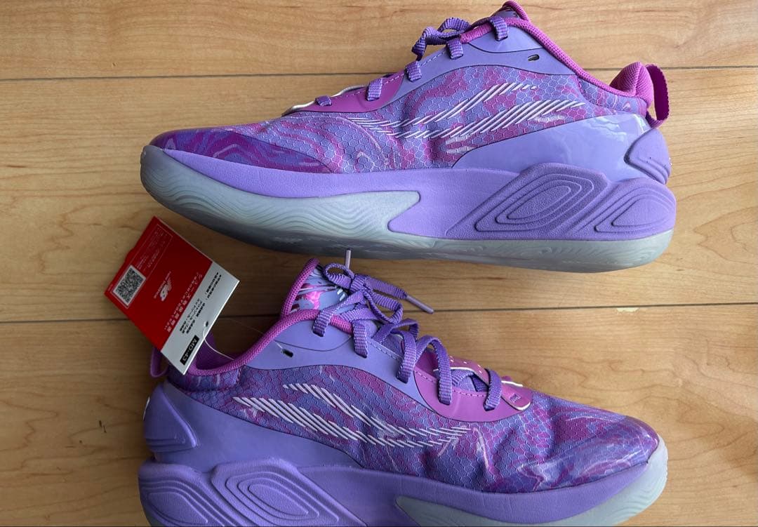 ニューバランス　バッシュ　ジュニア　25cm 新品未使用　バスケット