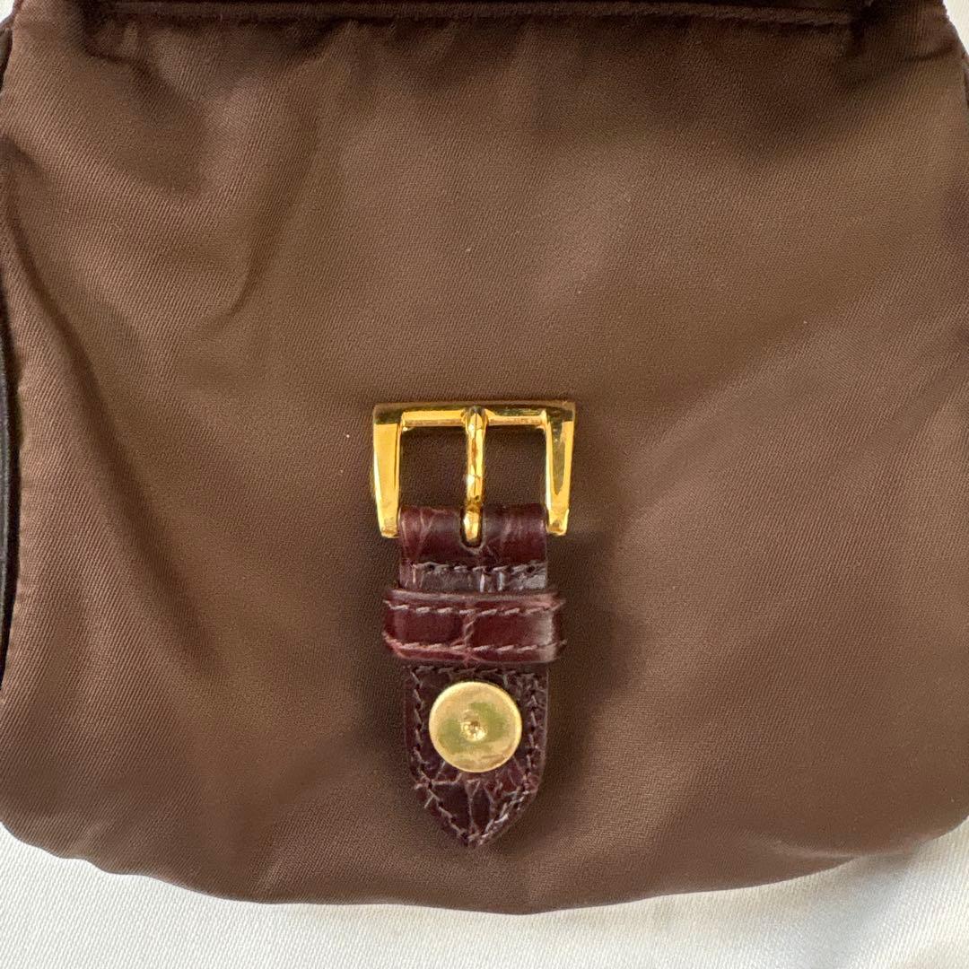 PRADA ボディバッグ・ウエストポーチ ブラウン