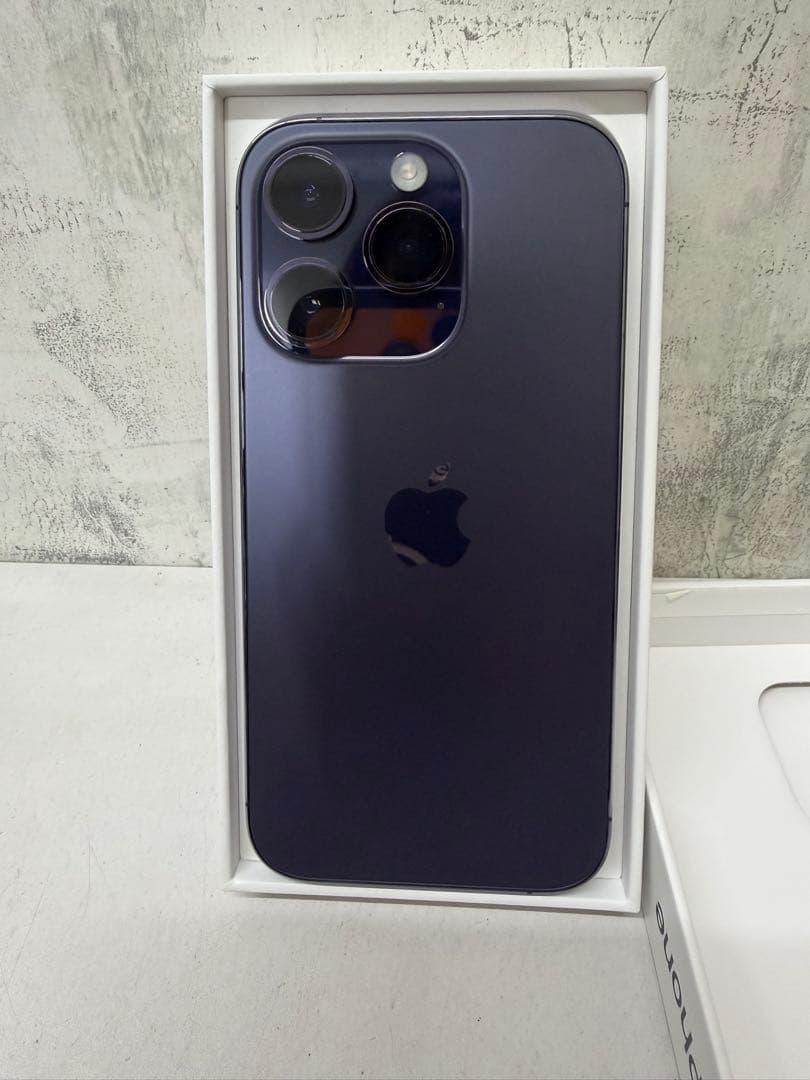 Apple iPhone 14 Pro 256GBディープパープル 本体