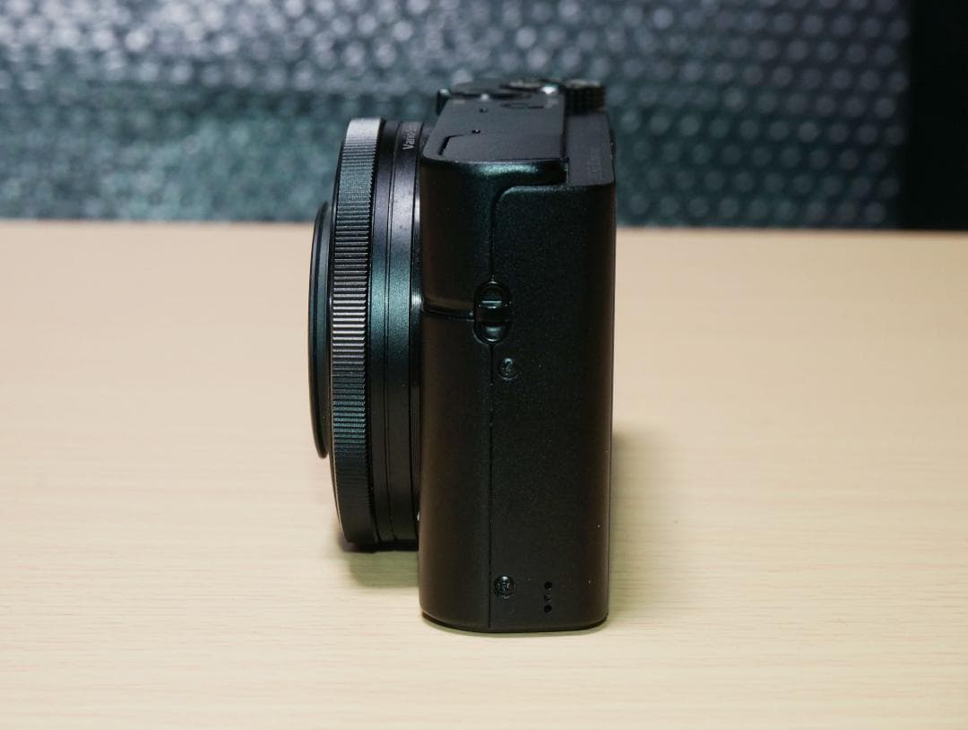 SONY Cyber-shot DSC-RX100 本体