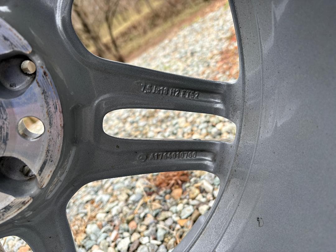 ベンツAクラス（W176） タイヤ付き純正ホイール1本