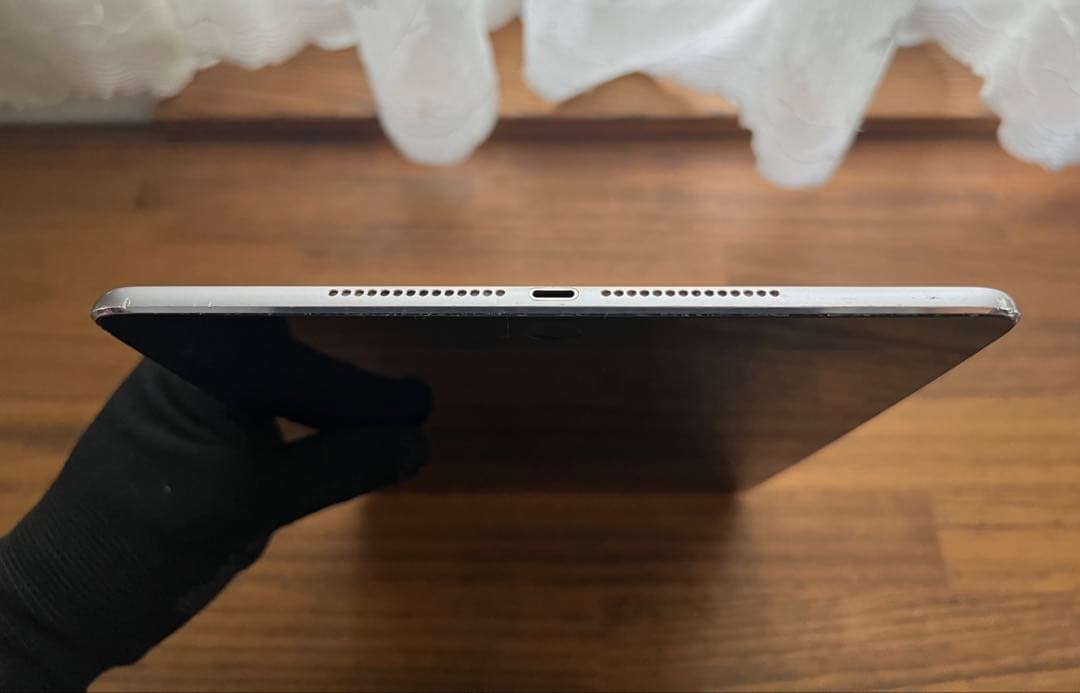 [しんちゃん]2台セット iPad air2 16G+iPad mini5