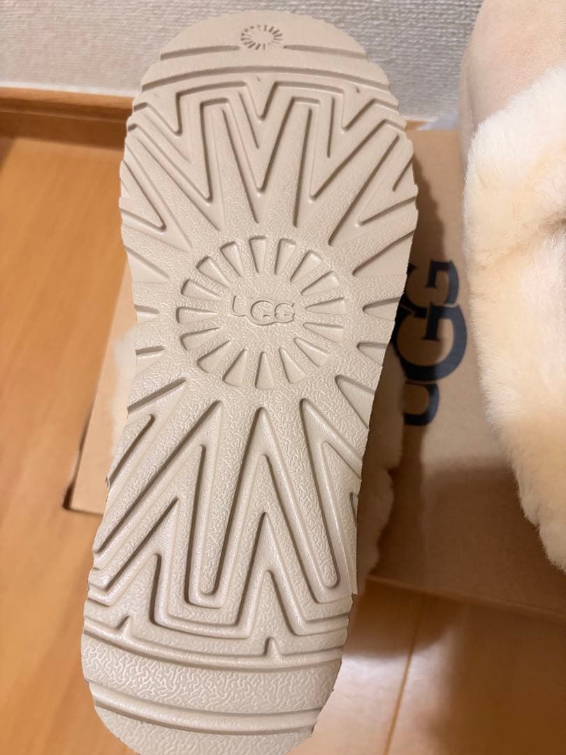 ムートンブーツ ベージュ UGG♡タゼット