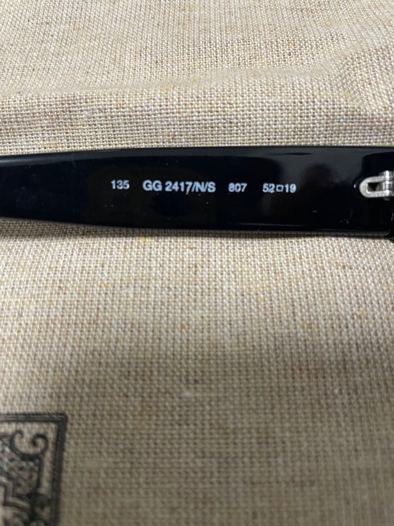 GUCCI グッチ　イタリア製　サングラス　メンズ　レディース　黒　GG2417