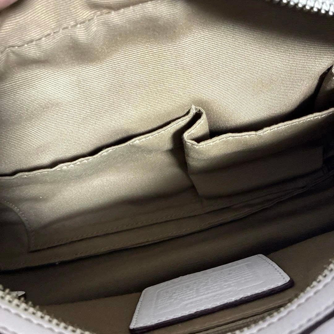COACH コーチ　ホワイトレザーハンドバッグ　白