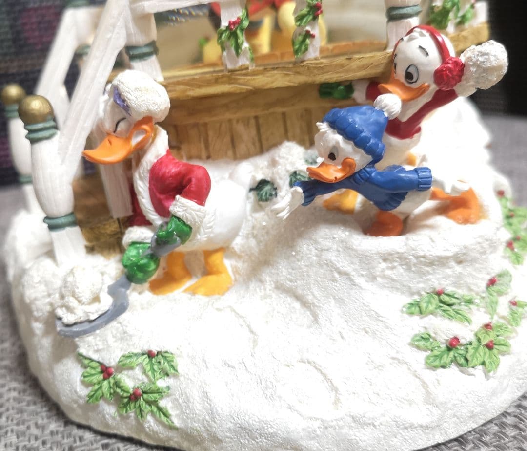 ディズニー　スノードーム　スノーグローブ　クリスマス　オルゴール　レトロ