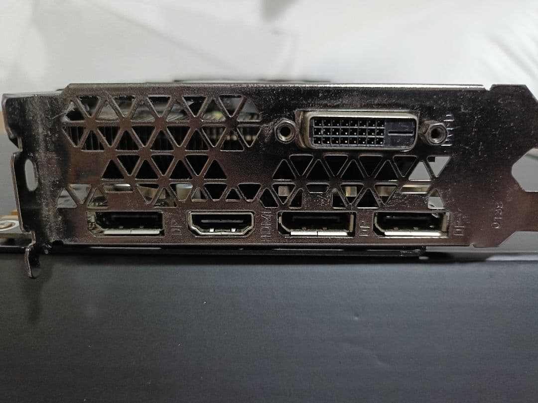 玄人志向 GeForce GTX 1070 8G 動作確認済　モンハンワイルズ