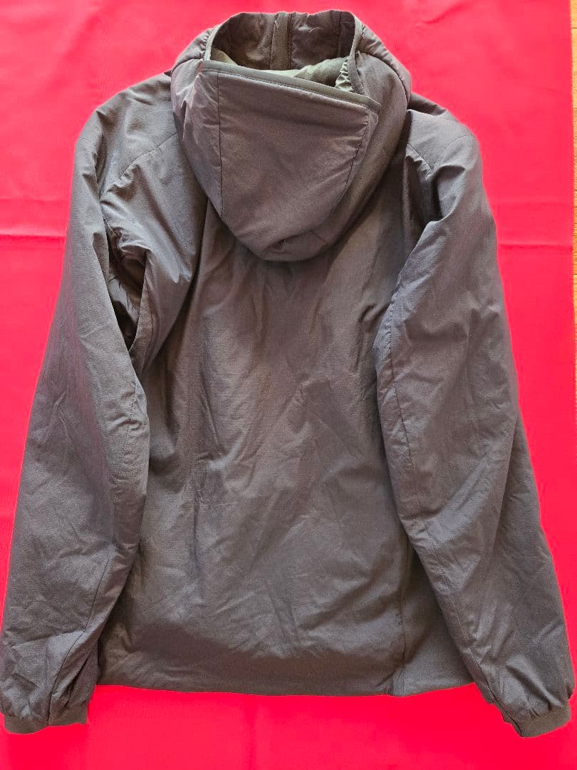 ARC'TERYX ブラック アトム　LT Mサイズ