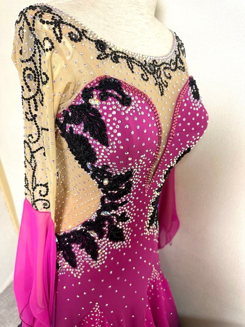 白樺ドレス　社交ダンスドレス　ピンク×ブラックグラデーション