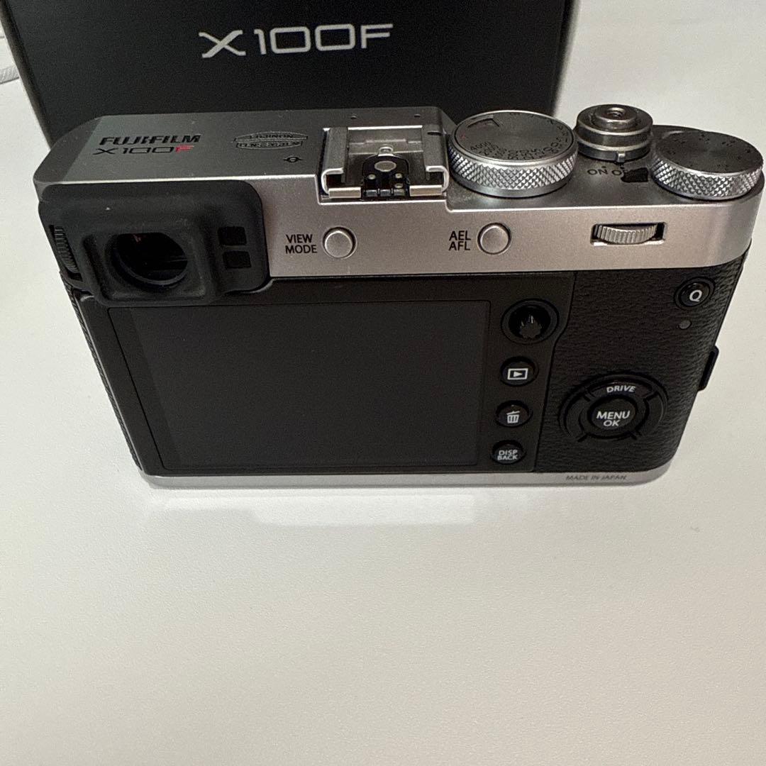 Fujifilm X100F おまけ付き