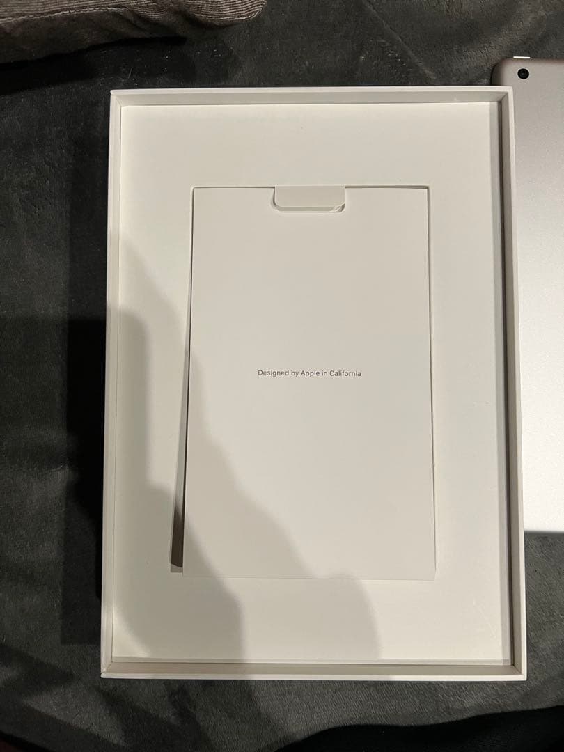 ⑦【美品】iPad Apple 第9世代　Wi-Fiモデル　64GB