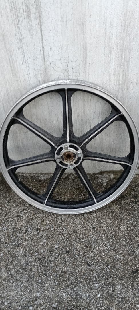 カワサキｋｚ1000ＭＫ2・ｚ750ＦＸ純正ホイール