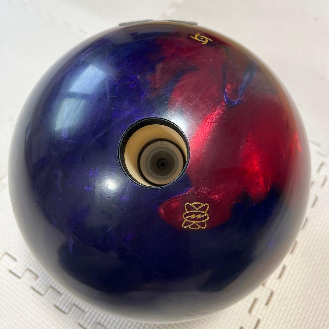 STORM CRYSTAL PHYSIX ボウリングボール