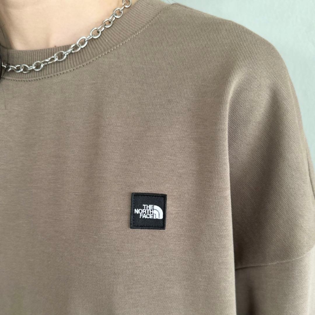 即納 新品 THE NORTH FACE ルーズフィット スウェットMサイズ